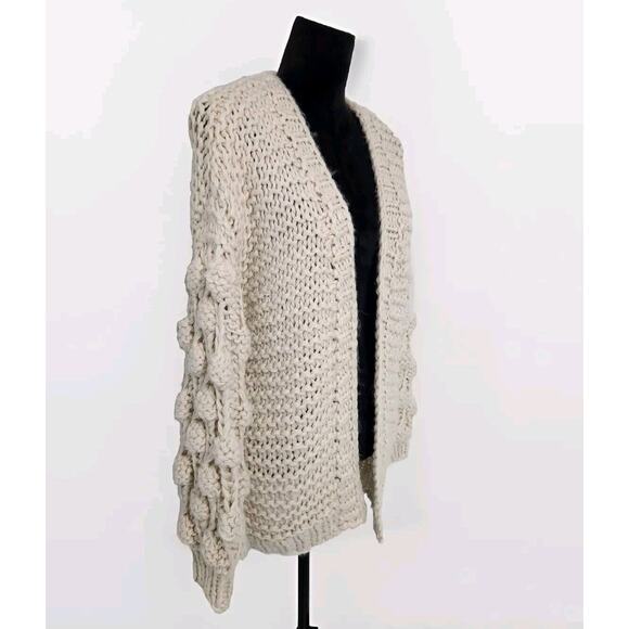 Amarillys Women's Chunky Knit Cardigan Pompom Balloon Sleeves Sweater Beige XS/S - Picture 3 of 6